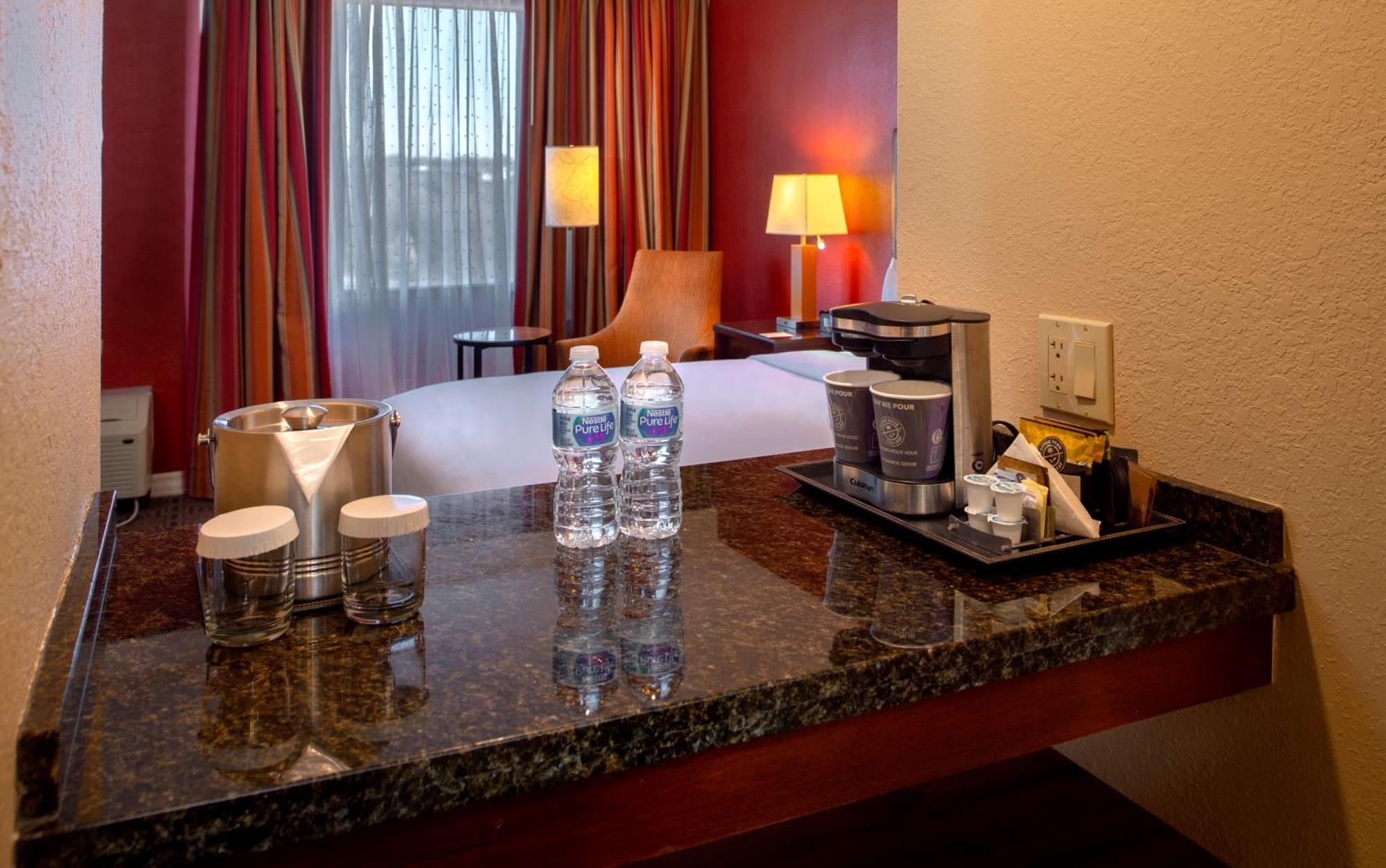 Doubletree By Hilton Hotel St. Louis - Chesterfield Exterior foto